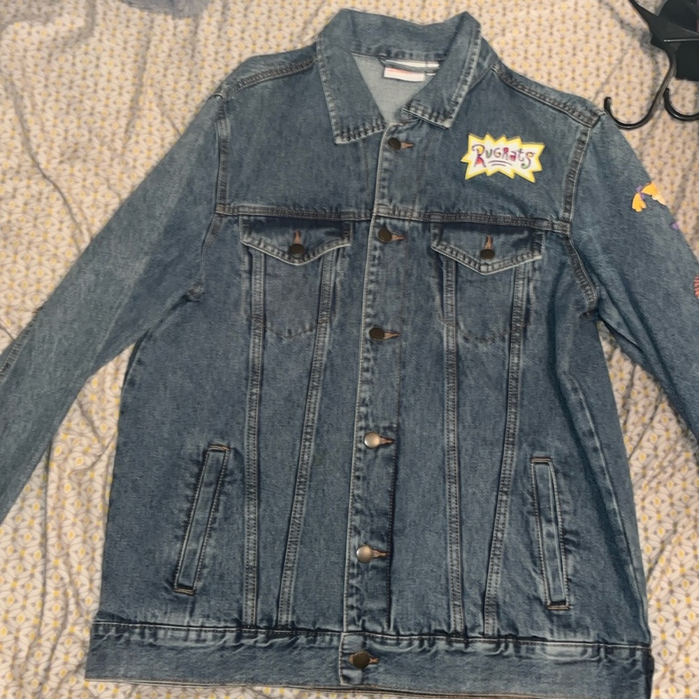 Cute 90s button up rugrats jacket